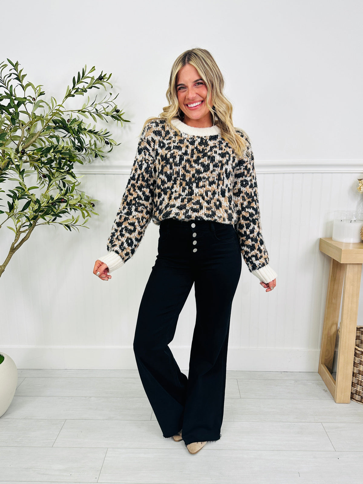 Vivienne™ | Tummy Control Wide-Leg Black Jeans